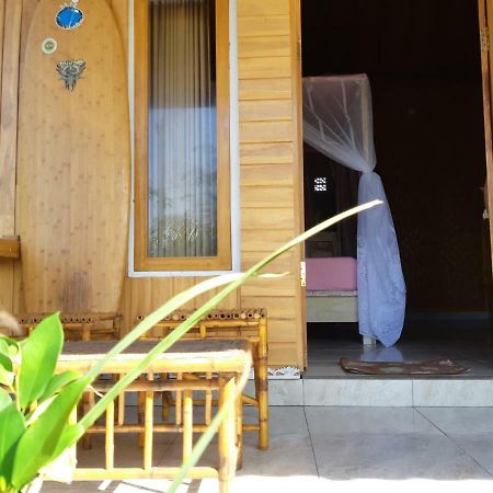 Friend House Stay & Surf Airsatang Екстер'єр фото