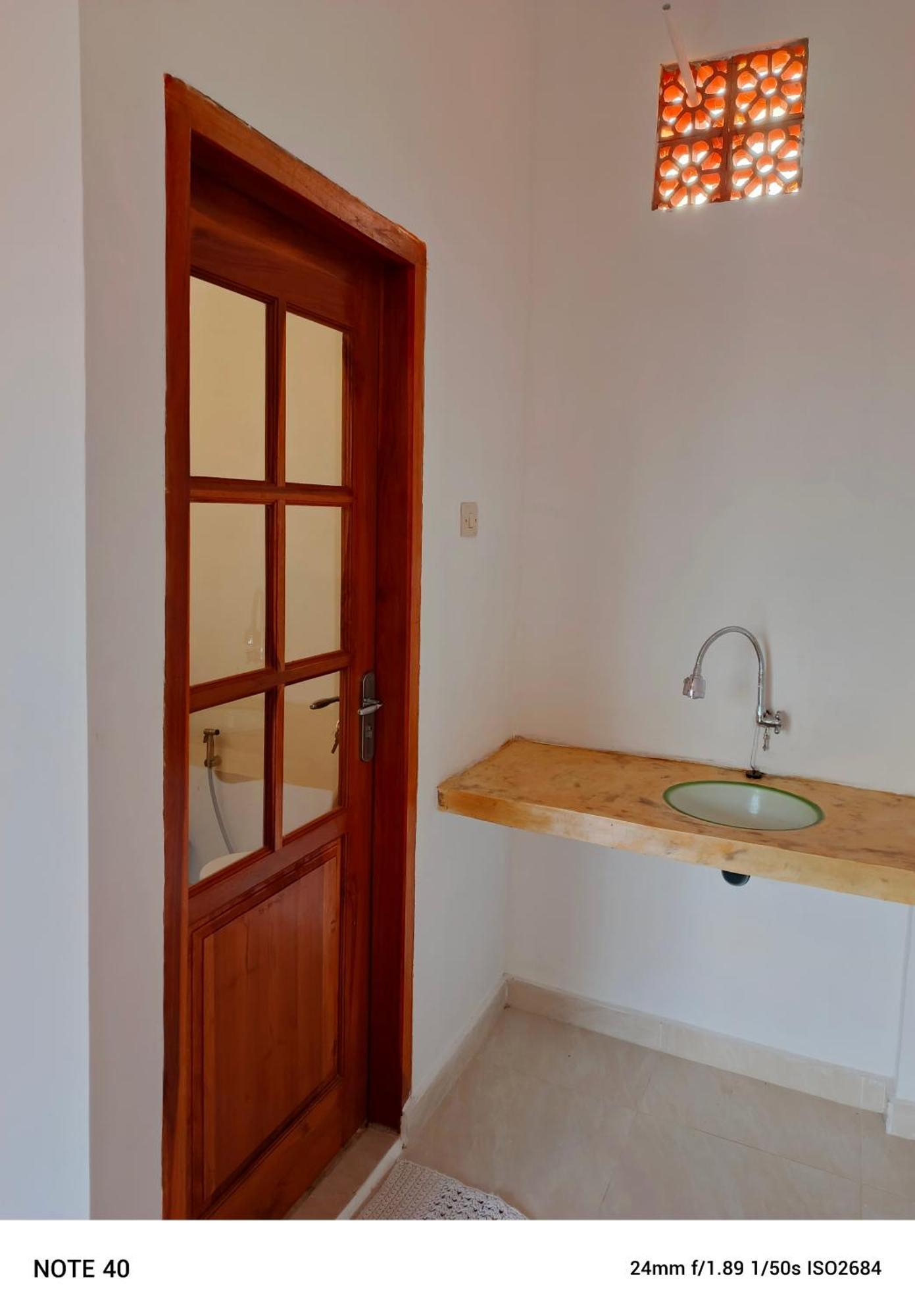 Friend House Stay & Surf Airsatang Екстер'єр фото