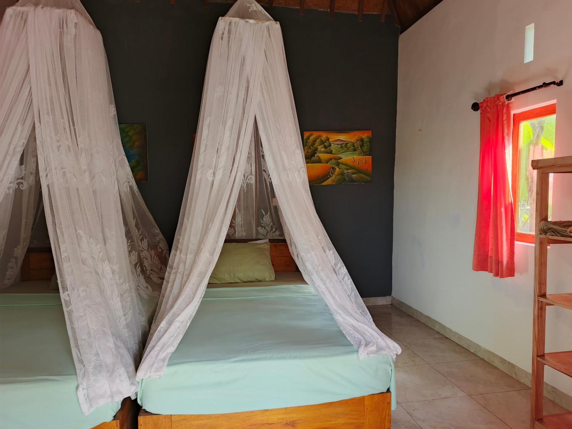 Friend House Stay & Surf Airsatang Екстер'єр фото