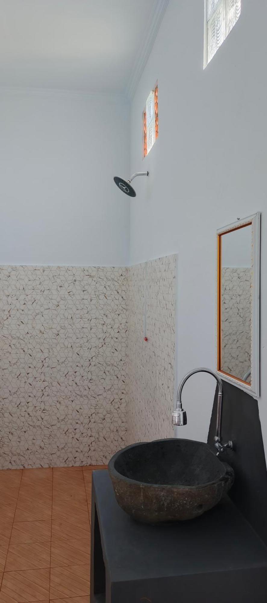 Friend House Stay & Surf Airsatang Екстер'єр фото