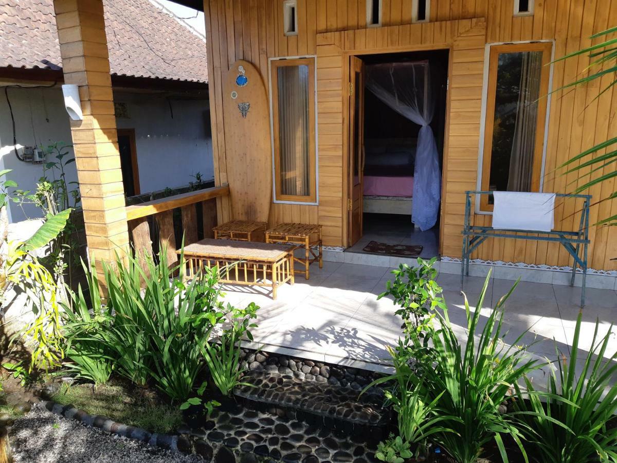 Friend House Stay & Surf Airsatang Екстер'єр фото